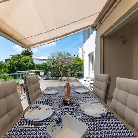 Luxury In Les Pins